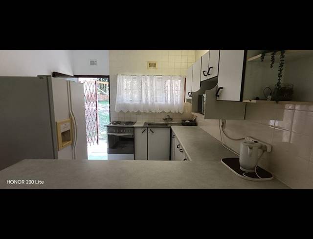 2 BEDROOM PROPERTY TO RENT IN RENNIES BEACH